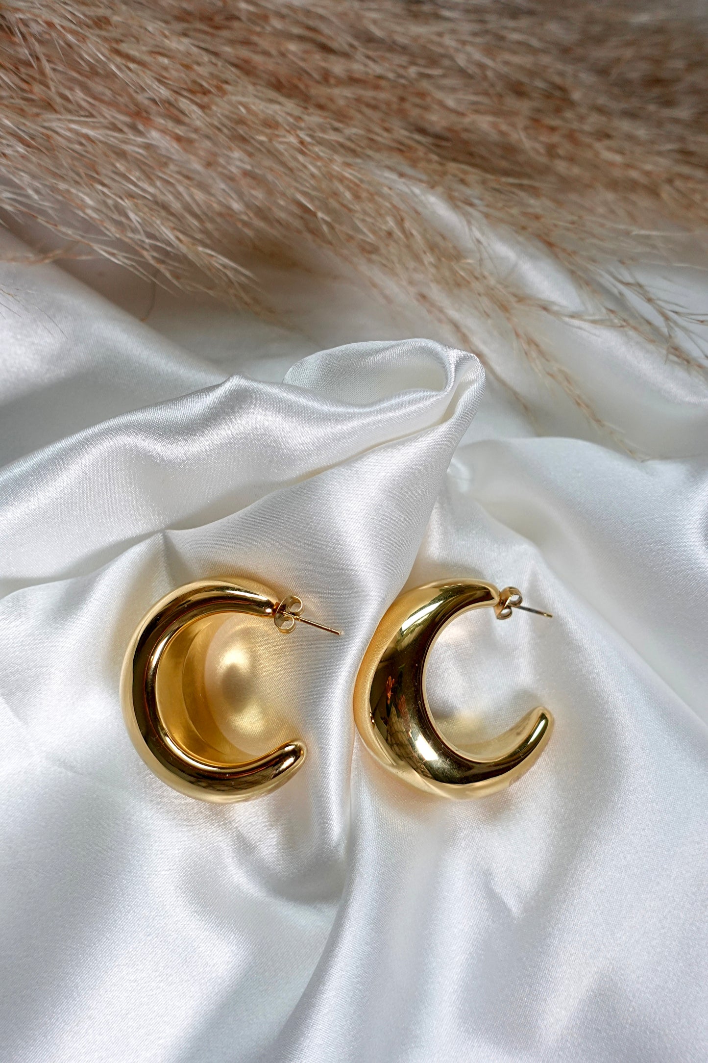 Emelia Chunky Hoop Drop Earrings